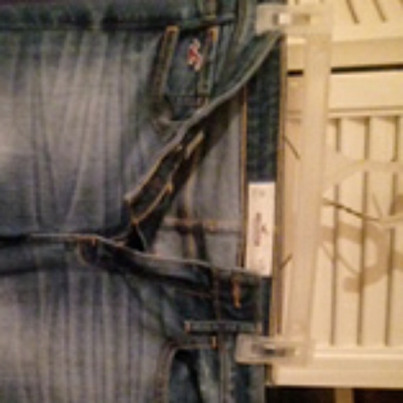 Jeans - Picture 2 of 3